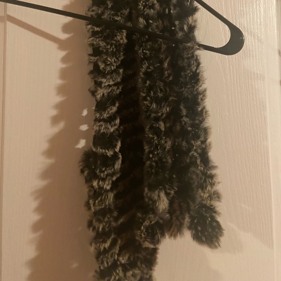 Scarve - Picture 2 of 2